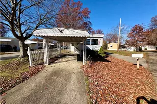 20 Van Ess Dr, Olmsted Falls, OH 44138 - Photo 32