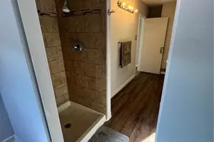 102 E Brookside Ave, Akron, OH 44301 - Photo 14