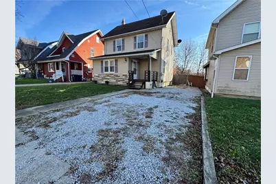 102 E Brookside Avenue, Akron, OH 44301 - Photo 1
