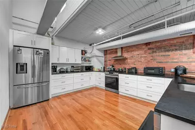 635 W Lakeside Avenue #602, Loveland, OH 44113 - Photo 8