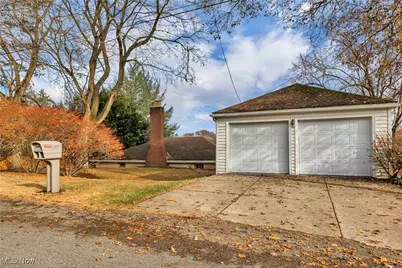 3809 Powell Avenue, Akron, OH 44319 - Photo 2