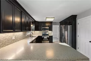 5440 Vermouth St NW, North Canton, OH 44720 - Photo 8