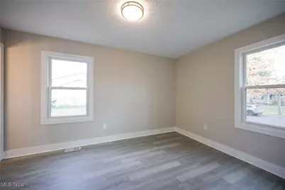 5361 Diana Lynn Drive, Stow, OH 44224 - Photo 12