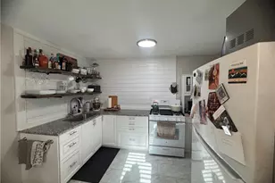 1445 W 52nd St, Loveland, OH 44102 - Photo 6