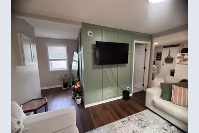 1445 W 52nd Street #UP, Loveland, OH 44102 - Photo 10