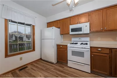 786 Beverly Avenue, Canal Fulton, OH 44614 - Photo 10