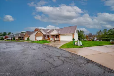 786 Beverly Avenue, Canal Fulton, OH 44614 - Photo 2