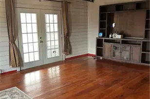 1355 Highland Ave, Cambridge, OH 43725 - Photo 8