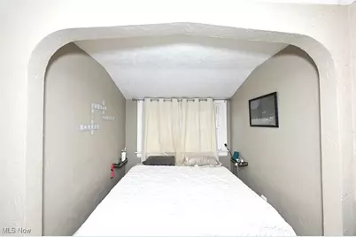 449 Kathron Avenue, Cuyahoga Falls, OH 44221 - Photo 18