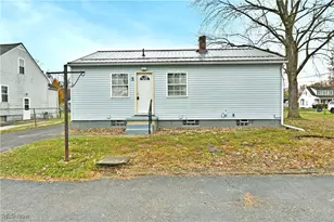 1810 Northfield Ave NW, Warren, OH 44485 - Photo 36