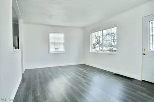 1810 Northfield Ave NW, Warren, OH 44485 - Photo 4