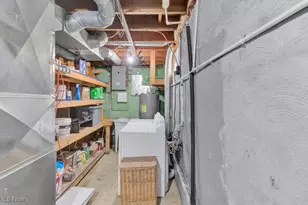 27 Delaware Trail, Malvern, OH 44644 - Photo 32