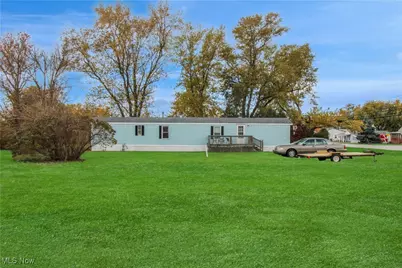 1344 W Lakeshore Drive, Port Clinton, OH 43452 - Photo 1