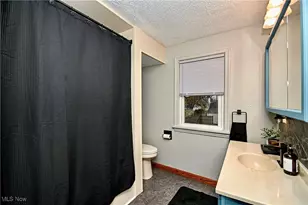 1910 37th St NW, Canton, OH 44709 - Photo 24