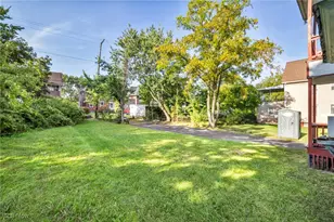 9700 Hilgert Dr, Loveland, OH 44104 - Photo 8