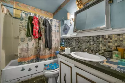 9700 Hilgert Drive, Loveland, OH 44104 - Photo 22