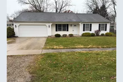 762 Maplewood Avenue, Sheffield Lake, OH 44054 - Photo 1
