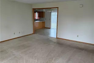 762 Maplewood Ave, Sheffield Lake, OH 44054 - Photo 4