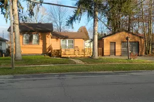 1210 Prospect St, Elyria, OH 44035 - Photo 2