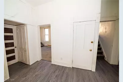 911 N Water Street, Uhrichsville, OH 44683 - Photo 18