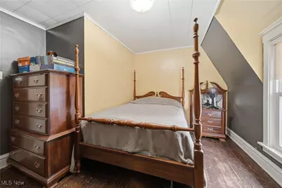 554 Morningview Avenue, Akron, OH 44305 - Photo 24