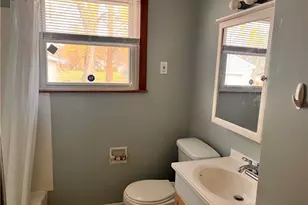 1203 E 17th St, Ashtabula, OH 44004 - Photo 8