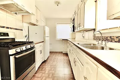 3765 W 116th Street, Loveland, OH 44111 - Photo 8