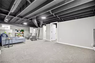 128 N Canfield Niles Rd, Austintown, OH 44515 - Photo 34