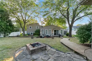 702 Netherwood Ave NW, Canton, OH 44708 - Photo 32