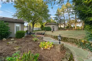 702 Netherwood Ave NW, Canton, OH 44708 - Photo 30