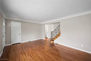 29488 Woodway Dr, Wickliffe, OH 44092 - Photo 4