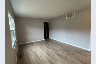 1766 Green Road, Madison, OH 44057 - Photo 2