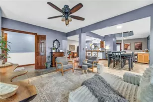 2058 W 98th St, Loveland, OH 44102 - Photo 2