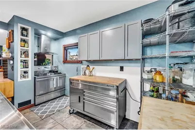 2058 W 98th Street, Loveland, OH 44102 - Photo 10