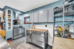 2058 W 98th St, Loveland, OH 44102 - Photo 10