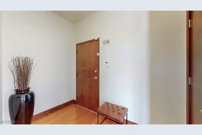 21 Furnace Street #805, Akron, OH 44308 - Photo 4