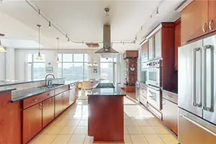 21 Furnace St, Akron, OH 44308 - Photo 6