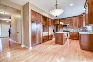 8254 Beaumont Dr, Mentor, OH 44060 - Photo 20