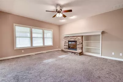 8254 Beaumont Drive, Mentor, OH 44060 - Photo 6