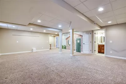 8254 Beaumont Drive, Mentor, OH 44060 - Photo 44