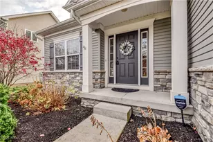 8254 Beaumont Dr, Mentor, OH 44060 - Photo 10