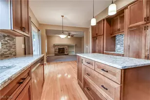 8254 Beaumont Dr, Mentor, OH 44060 - Photo 24