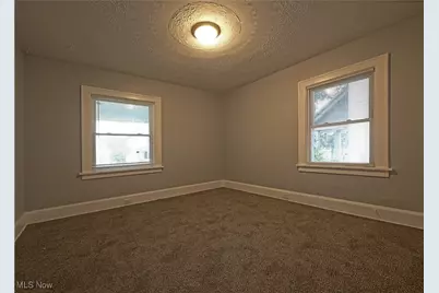 1033 Chalker Street, Akron, OH 44310 - Photo 12