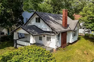 1033 Chalker St, Akron, OH 44310 - Photo 18