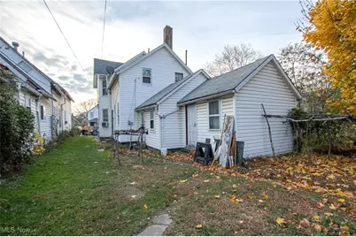 1593 E 45th Street, Loveland, OH 44103 - Photo 6