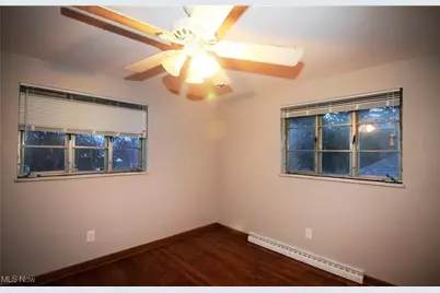 617 E Robinson Avenue, Barberton, OH 44203 - Photo 12