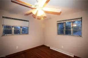 617 E Robinson Ave, Barberton, OH 44203 - Photo 12