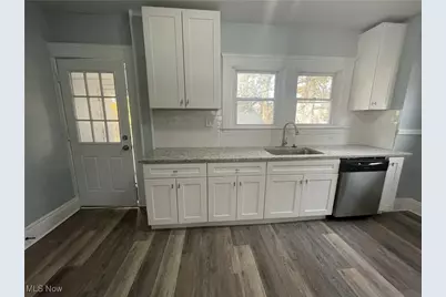 3235 Oak Road, Cleveland Heights, OH 44118 - Photo 10