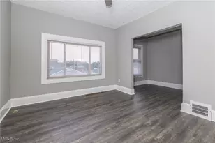 1387 W 69th St, Loveland, OH 44102 - Photo 8