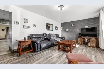 1766 Airport Road, New Lexington, OH 43764 - Photo 6